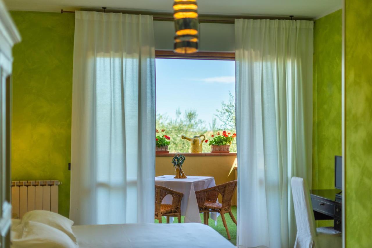 Locanda Belvedere Saludecio Exterior photo